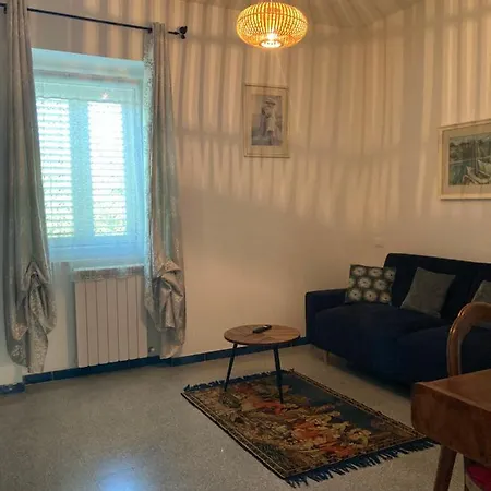 شقة A Piedi In Spiaggia,appartamento In Casa Singola أورتونا
