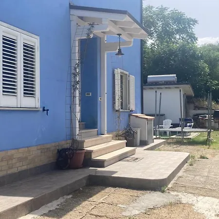 شقة A Piedi In Spiaggia,appartamento In Casa Singola أورتونا