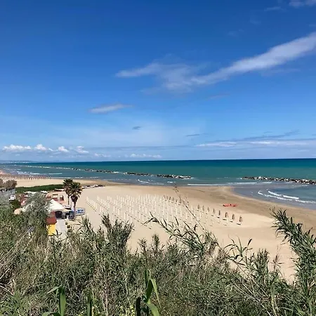 شقة A Piedi In Spiaggia,appartamento In Casa Singola أورتونا